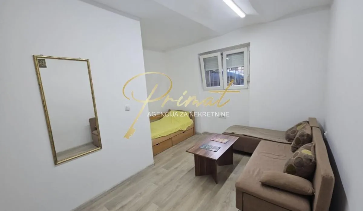 Prodaja, stan, 27m², Vračar Hram, Vračar Sve Podlokacije
