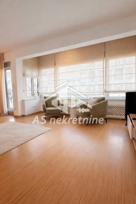 Izdavanje, trosoban stan, 100m², Vračar Hram, Vračar Sve Podlokacije