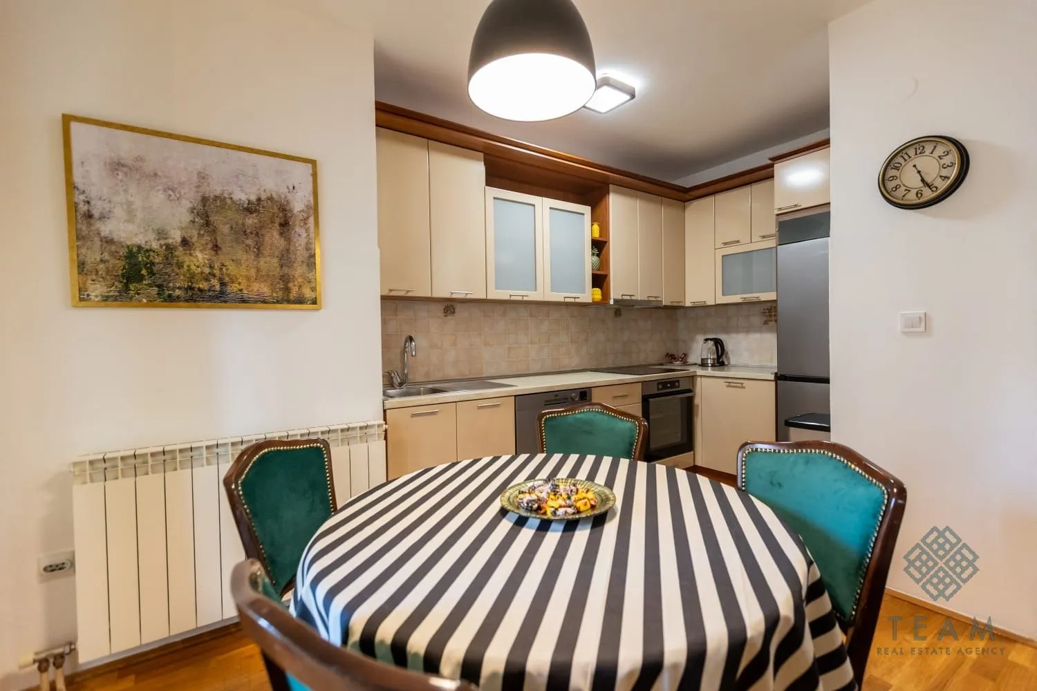 Izdavanje, jednosoban stan, 54m², Stari Aerodrom, Podgorica