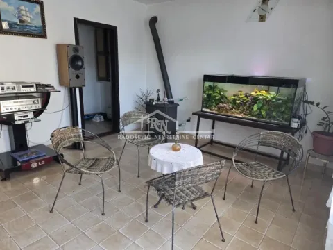 Izdavanje, jednosoban stan, 40m², Boleč, Grocka - image 4