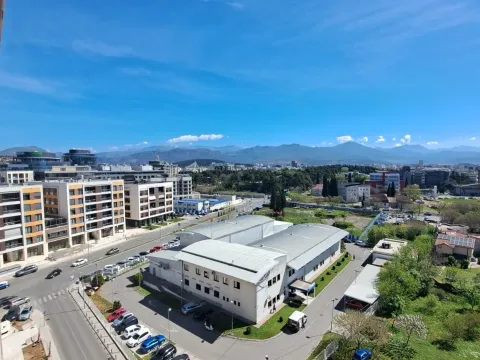 Izdavanje, dvosoban stan, 69m², Central Point, Podgorica - image 20