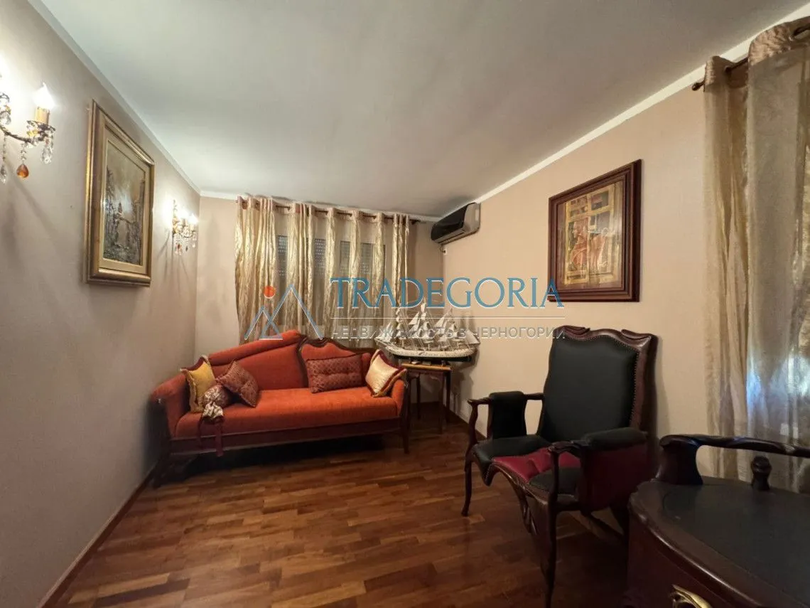 Prodaja, kuća, 302m², Bar, Crna Gora