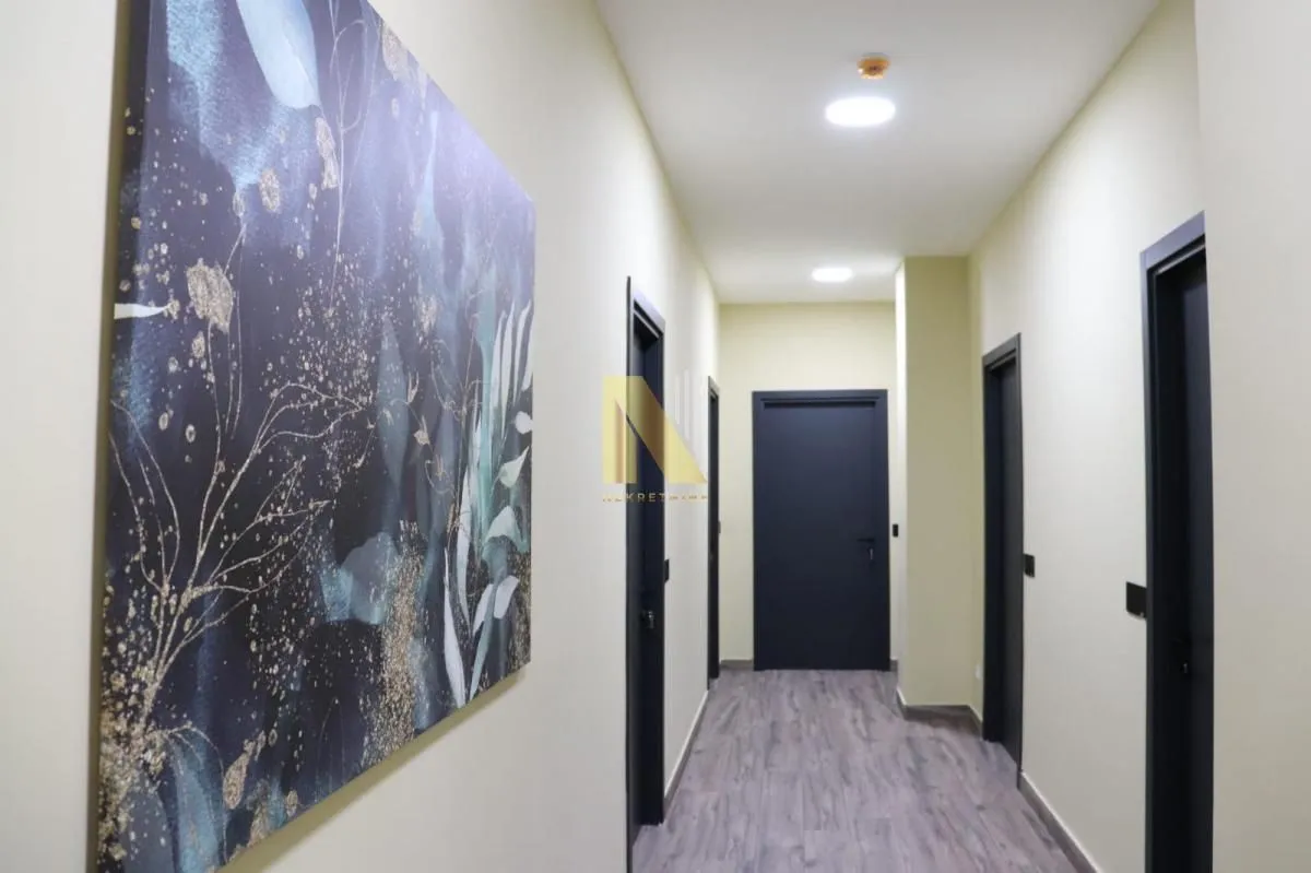 Sale, office space, 523m², Šid, Srbija