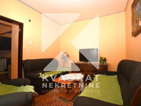 Izdavanje, trosoban stan, 85m², Dalmatinska ulica, Podgorica