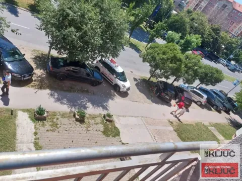 Izdavanje, garsonjera, 30m², Sajmište, Novi Sad - image 6