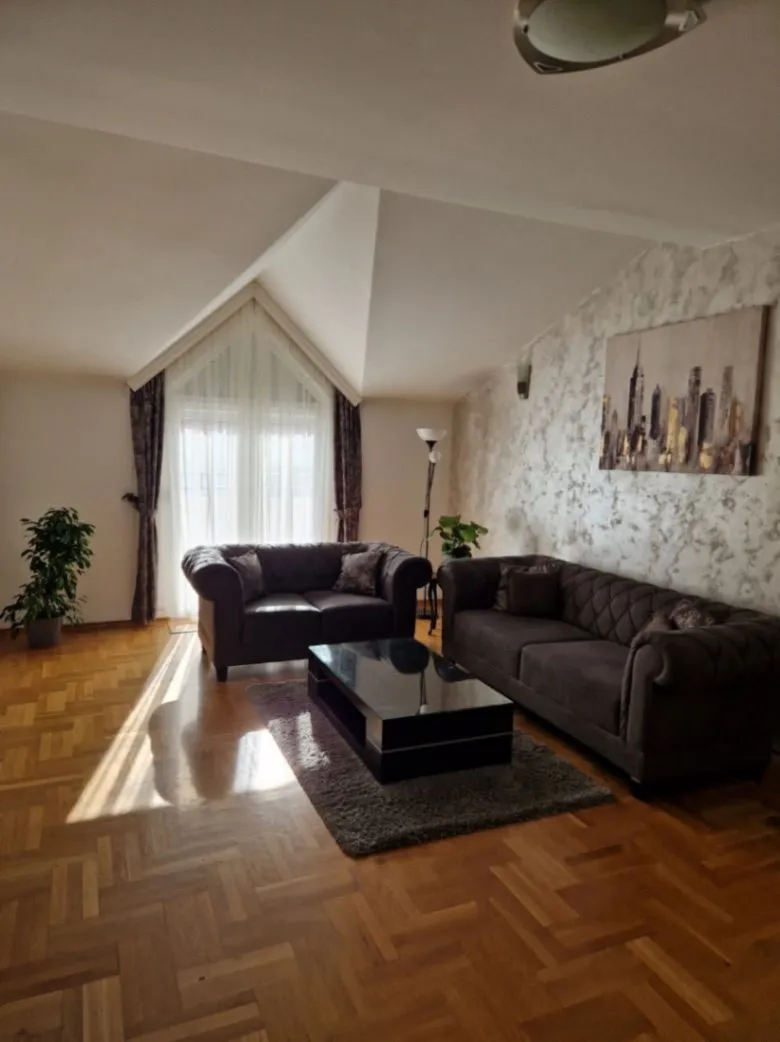 Izdavanje, dvosoban stan, 115m², Tološi, Podgorica