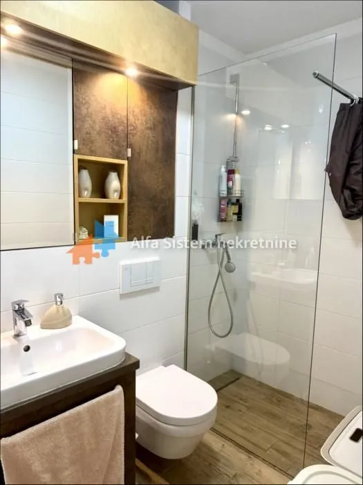 Sale, three bedroom apartment, 96m², Novi Beograd Blok 67, Novi Beograd Sve Podlokacije