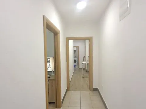 Rent, two bedroom apartment, 68m², Autobuska stanica, Podgorica - image 9