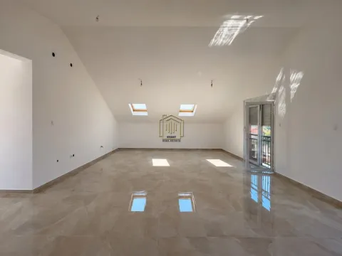 Prodaja, jednosoban stan, 77m², Krivi Most, Podgorica - image 6