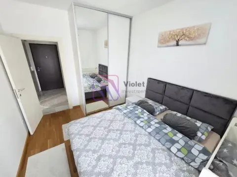 Prodaja, jednosoban stan, 46m², Stari Aerodrom, Podgorica - image 9