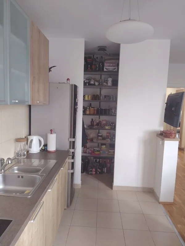 Prodaja, trosoban stan, 83m², Voždovac Sve Podlokacije, Beograd