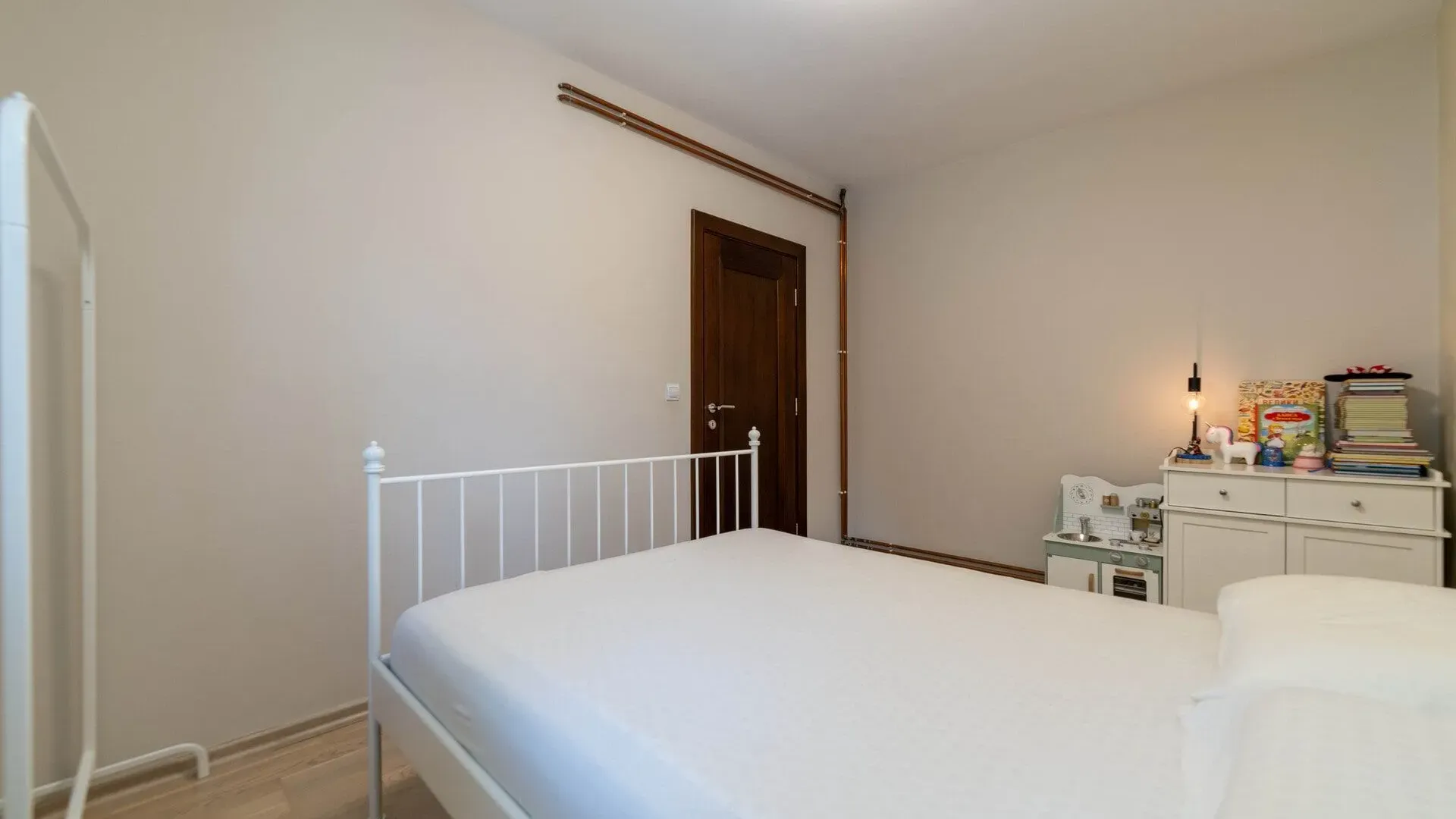 Prodaja, stan, 440m², Stoliv, Kotor