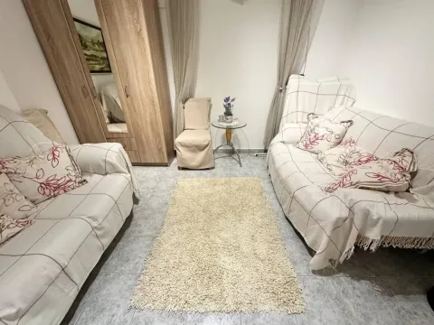 Sale, one bedroom apartment, 50m², Sveti Stefan, Budva - image 4