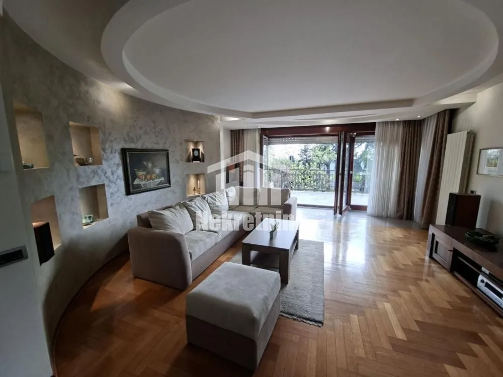 Izdavanje, kuća, 330m², Čukarica, Beograd