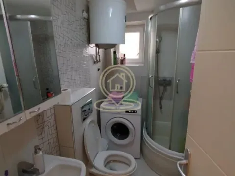 Rent, three bedroom apartment, 70m², Vračar Sve Podlokacije, Beograd - image 3