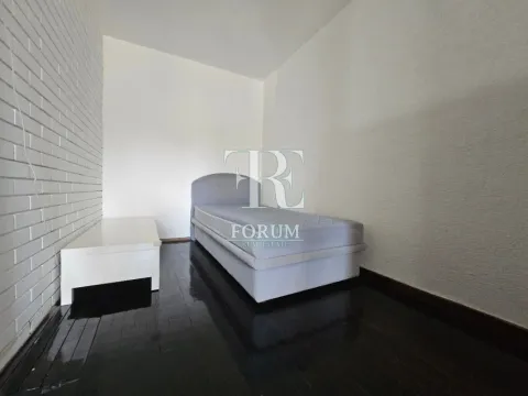 Izdavanje, dvosoban stan, 80m², Blok 5, Podgorica - image 7