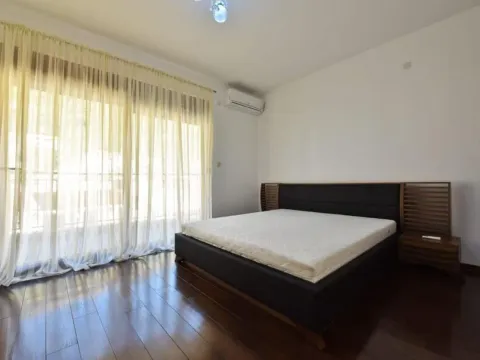 Prodaja, trosoban stan, 152m², Petrovac, Budva - image 10