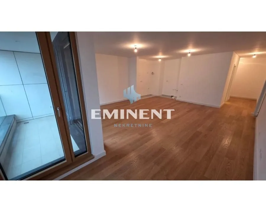 Prodaja, trosoban stan, 94m², Crveni Krst, Beograd