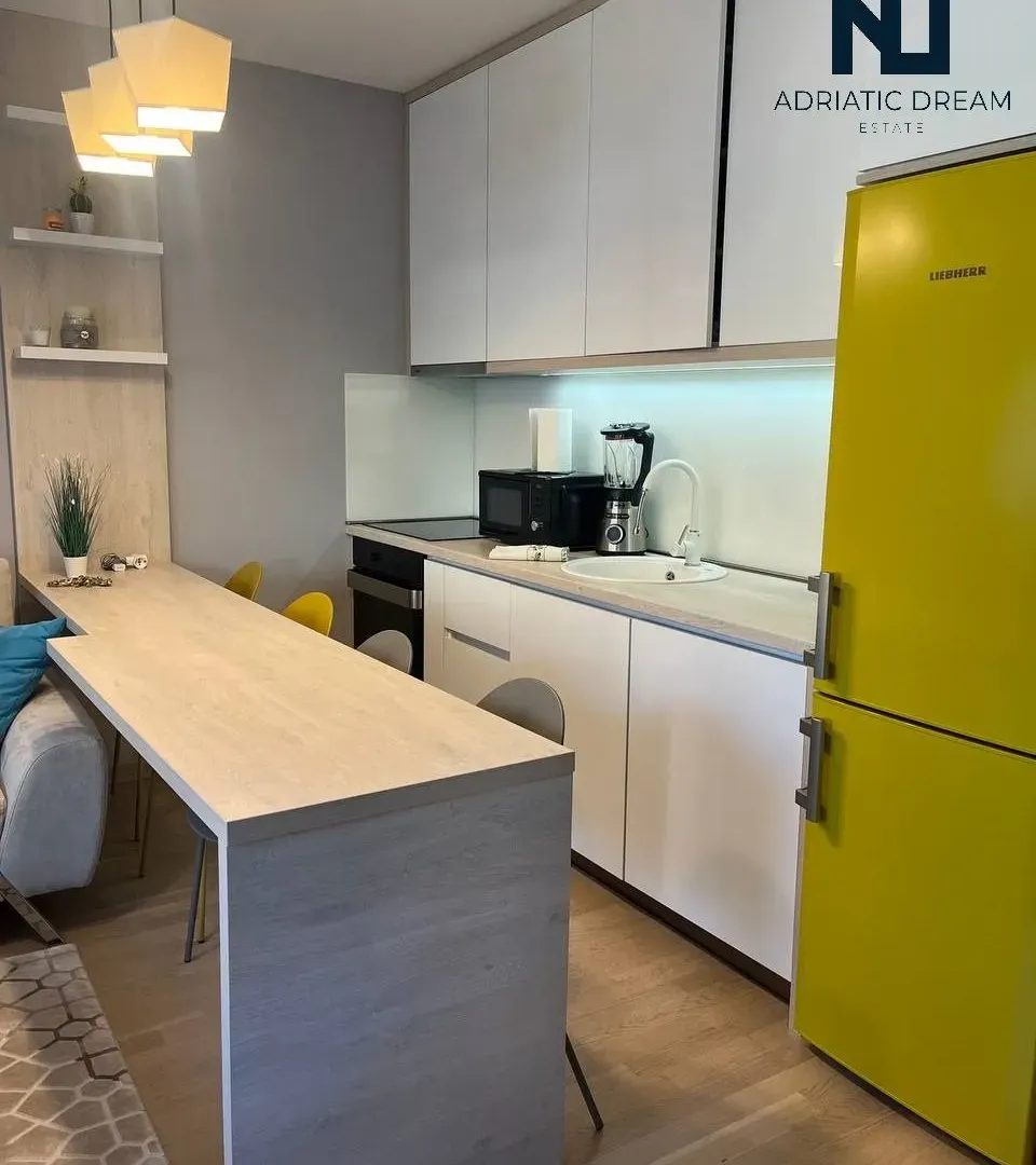 Prodaja, jednosoban stan, 47m², Centar, Budva