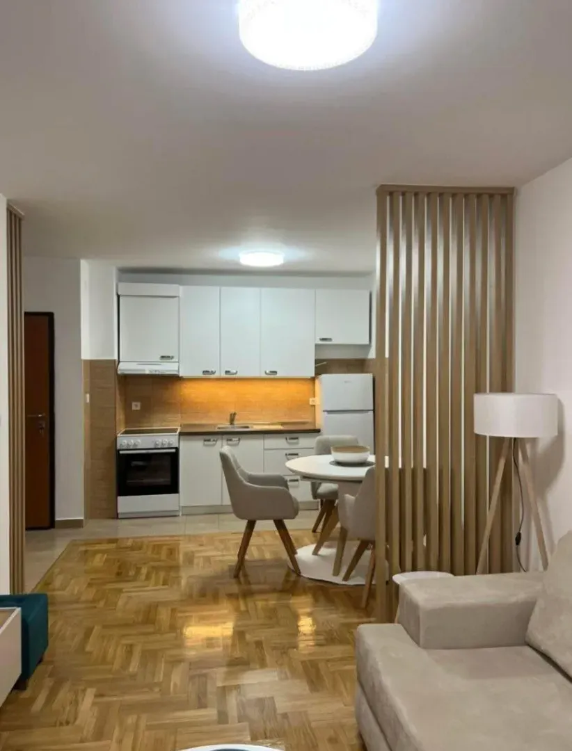 Izdavanje, jednosoban stan, 45m², City Kvart, Podgorica