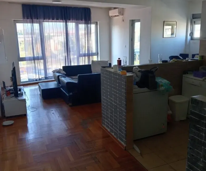 Prodaja, trosoban stan, 93m², Drac, Podgorica