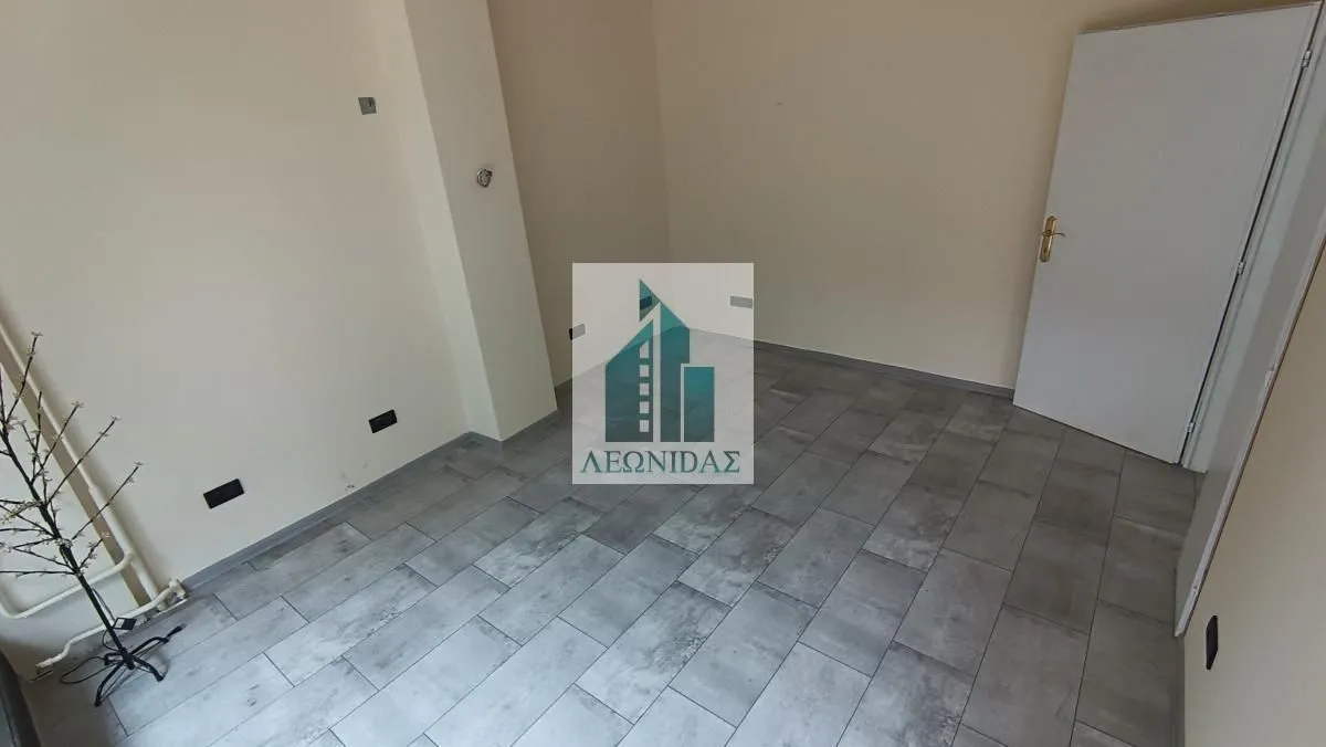 Rent, office space, 84m², Medijana, Niš