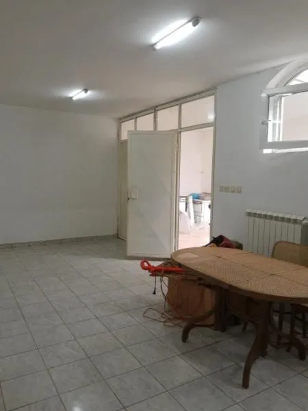 Rent, office space, 100m², Petlovo Brdo, Beograd