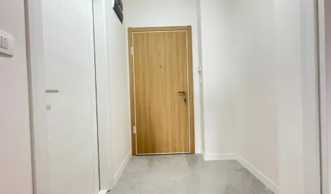 Prodaja, dvosoban stan, 49m², Central Point, Podgorica - image 3