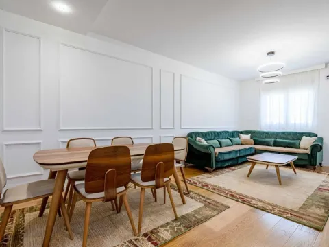 Prodaja, jednosoban stan, 53m², Centar, Bar - image 5