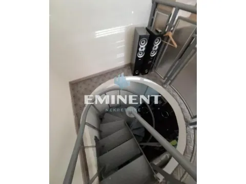 Izdavanje, poslovni prostor, 40m², Novi Beograd Blok 67, Novi Beograd Sve Podlokacije - image 4