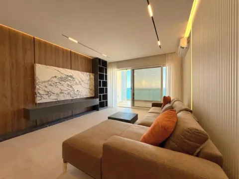 Prodaja, dvosoban stan, 95m², Pržno, Budva