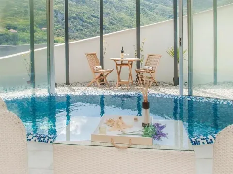 Sale, apartment, 56m², Kotor, Crna Gora - image 10