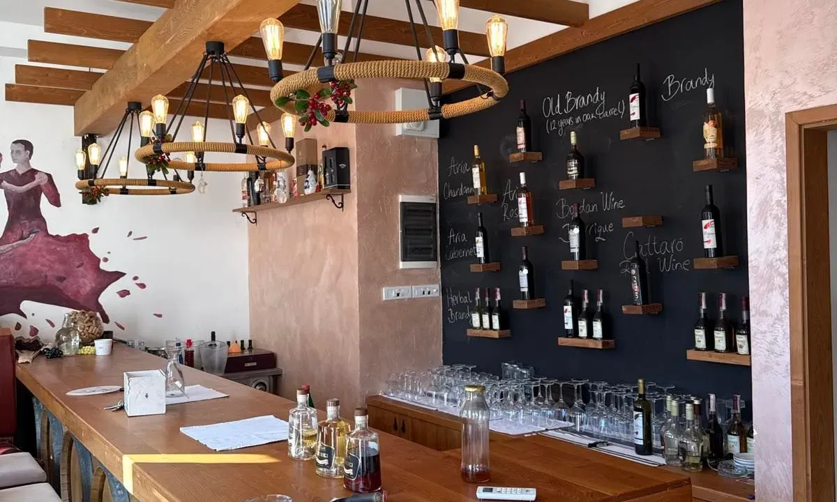 Sale, office space, 96m², Rijeka Crnojevića, Cetinje