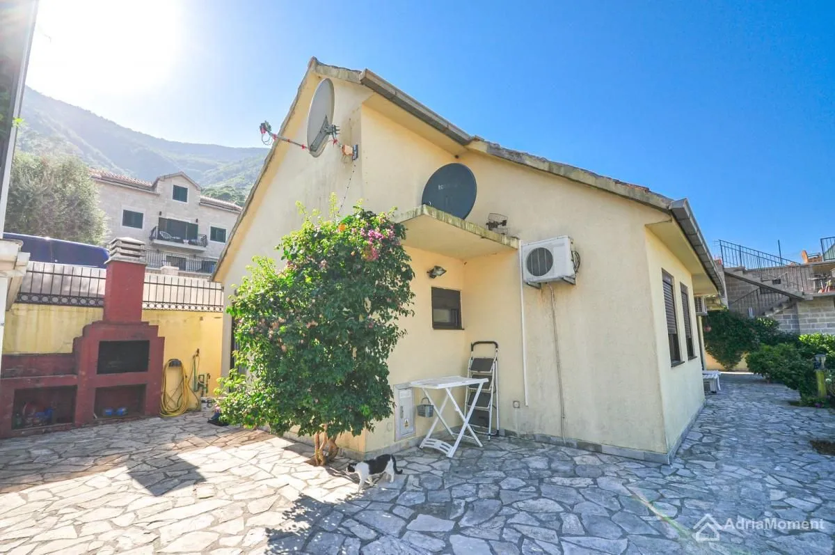 Prodaja, kuća, 100m², Prčanj, Kotor