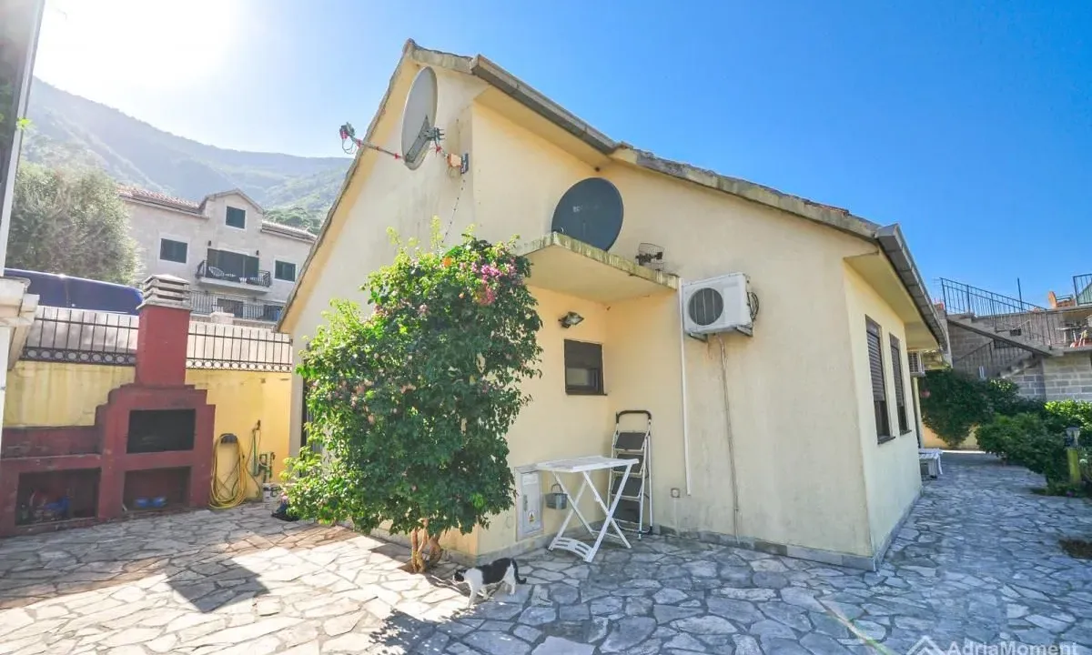 Prodaja, kuća, 100m², Prčanj, Kotor