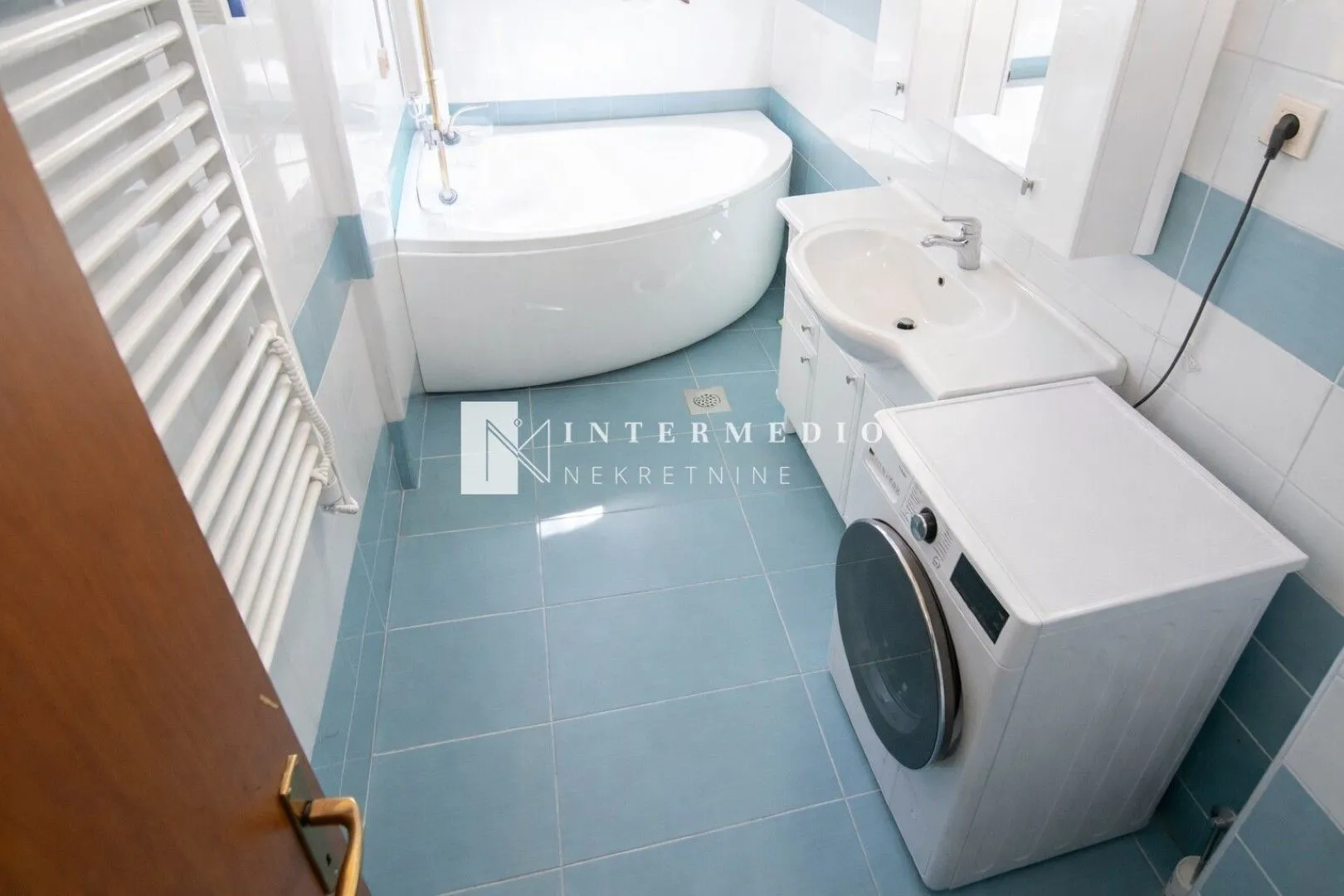 Rent, four bedroom apartment, 137m², Topla, Herceg Novi