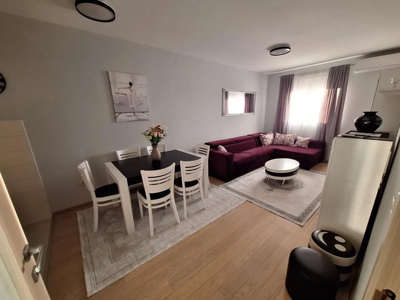Izdavanje, jednosoban stan, 47m², City Kvart, Podgorica