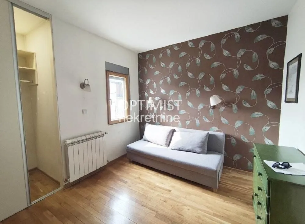 Prodaja, trosoban stan, 69m², Stari Grad, Beograd