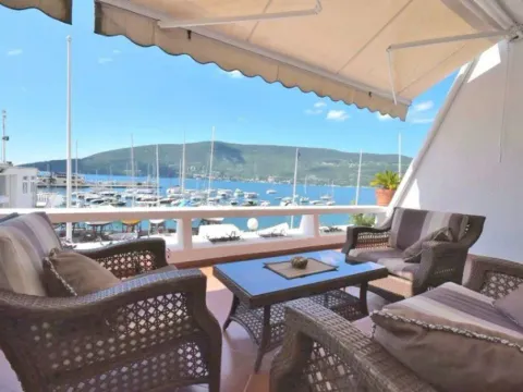 Izdavanje, jednosoban stan, 92m², Centar, Herceg Novi - image 2