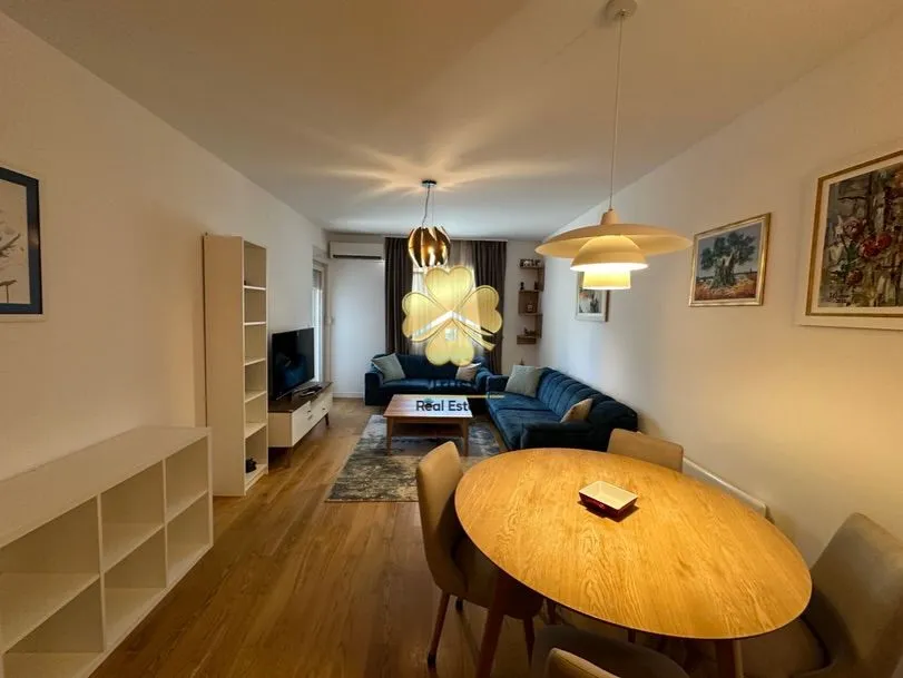 Rent, two bedroom apartment, 70m², Central Point, Podgorica
