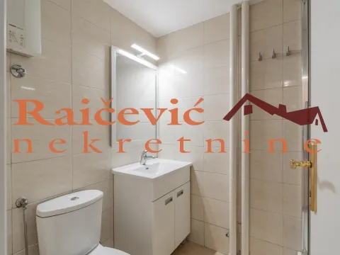 Prodaja, trosoban stan, 85m², Vračar Hram, Vračar Sve Podlokacije - image 16