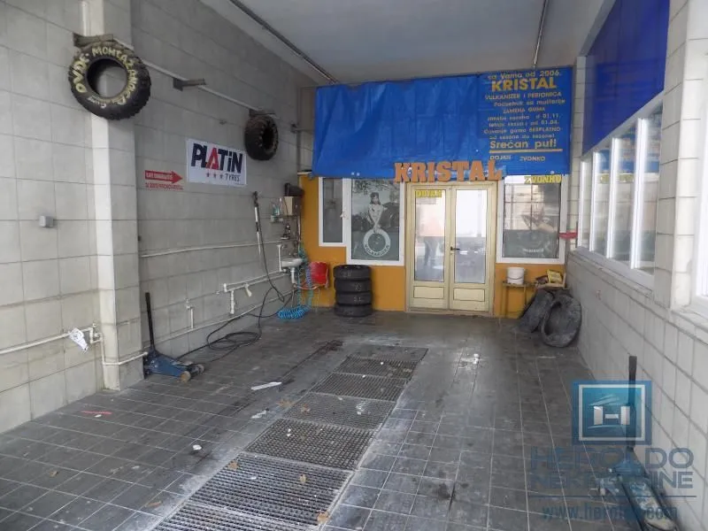 Sale, office space, 360m², Paraćin, Srbija