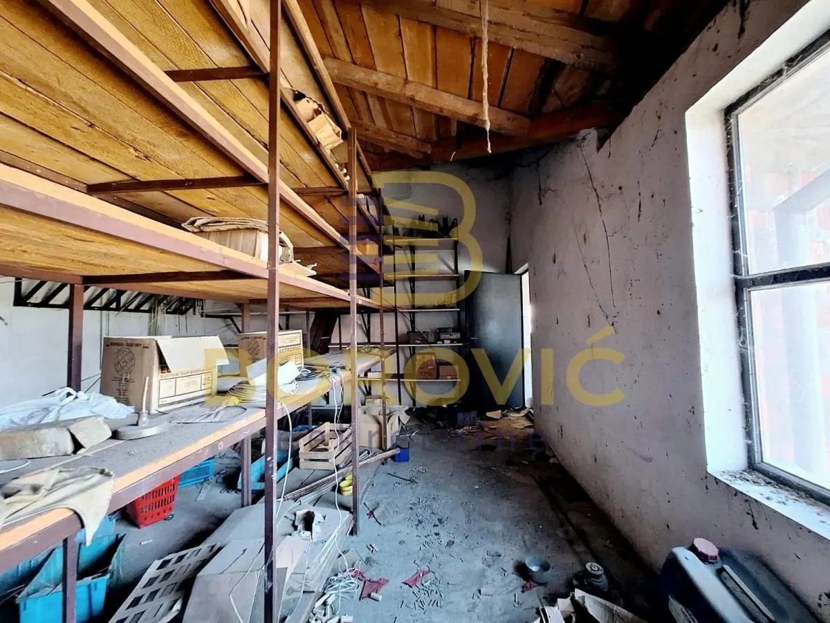 Rent, office space, 560m², Veliki Mokri Lug, Zvezdara Sve Podlokacije
