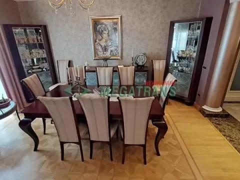 Izdavanje, stan, 260m², Novi Sad Sve Podlokacije, Novi Sad - image 2