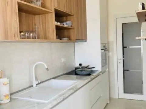Rent, three bedroom apartment, 95m², Central Point, Podgorica - image 3