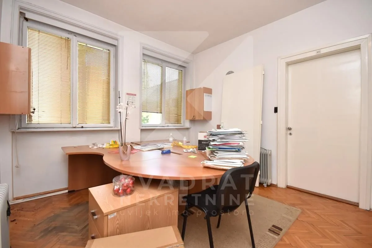 Rent, office space, 130m², Preko Morače, Podgorica