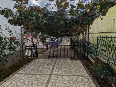 Prodaja, kuća, 150m², Bar, Crna Gora - image 4