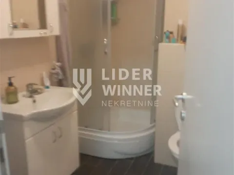 Sale, four bedroom apartment, 100m², Zemun Gornji Grad, Zemun Sve Podlokacije - image 3