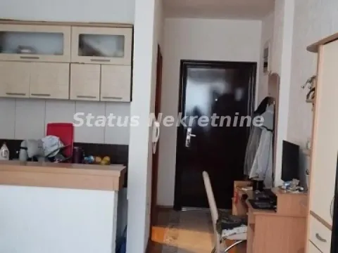 Izdavanje, garsonjera, 25m², Bulevar Oslobodjenja, Novi Sad Sve Podlokacije - image 4