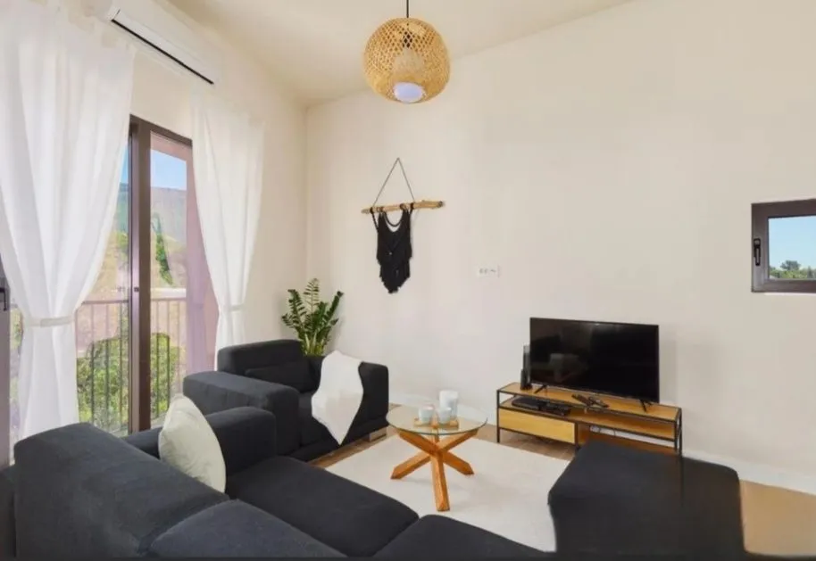 Rent, three bedroom apartment, 80m², Dumidran, Tivat